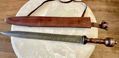 "Espada Gladius romana hoja de acero Damasco de 21,5"" con mango de palo de rosa y funda" Foto 1 de 4