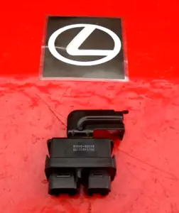 01-05 LEXUS IS300 DAYTIME RUNNING LIGHT RELAY MODULE DRL 82840-53010 061000-1900 - Picture 1 of 4