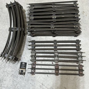 Lionel 28 PIECES -TRACK SECTIONS (7) Curved (20) Straight (1) CTC Lockon - Picture 1 of 15