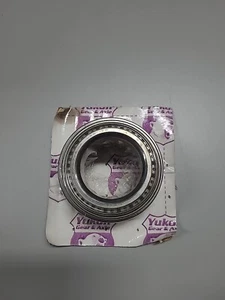 Yukon Gear 10056 Rear Axle Bearing and Seal Kit for Chevy GMC Silverado Sierra - Bild 1 von 2