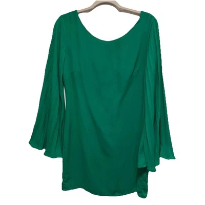 GB Kelly Green Overlay Mini Dress Flare Sleeve Exposed Back Zip Cocktail Party M - Image 1 of 4