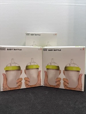 Comotomo Baby Bottle Set, Green - 8oz (2 Pack) - Image 1 of 4