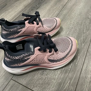 Tenis para mujer Avia Knit Cage talla 7,5 WMAV25AC009 - Imagen 1 de 9
