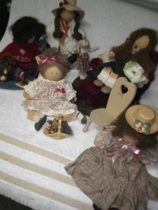 LOT Of 5 LIZZIE HIGH DOLLS chair rugs basket READ - Picture 1 of 24