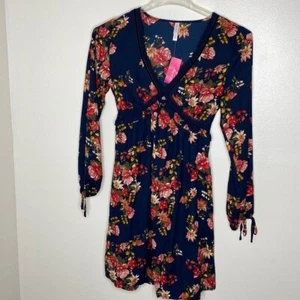 Neu mit Etikett Xhilaration marineblaues Wickelkleid mit Blumendruck und Stretchbund Größe XS - Bild 1 von 12