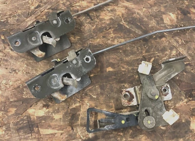 Комплект защелок задних ворот 1998 ford f150 1997-2003 - Изображение 1 из 3