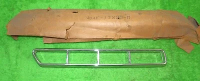 Mercury Park Lane Monterey Montclair 1958 nuevo de Lote Antiguo Parachoques Trasero Rejilla Derecha Ornamento Foto 1 de 4