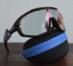 Tifosi Sledge Clarion Red Fototec Interchangable Outdoor Eyewear- NIB - Picture 1 of 7