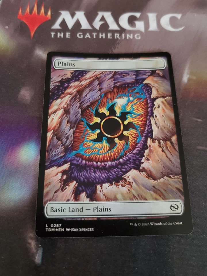 Mtg. Plains. Foil Dragon's Eye. Tarkir Dragonstorm. Pack Fresh - Image 1 of 1