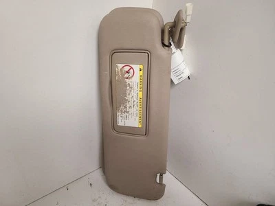 Parasol para conductor iluminado primario para 98-02 Land Cruiser 2025081 Foto 1 de 4