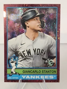 2025 Topps Heritage - Giancarlo Stanton #212 Cromo Borgogna Rifrattore Scintillante - Foto 1 di 2