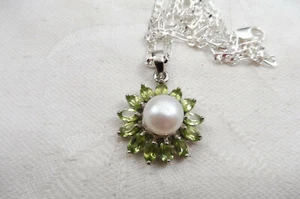Vintage 925 Sterling Silver Peridot & Fx Pearl Pendant Statement Necklace - Picture 1 of 10