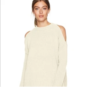 BCBG MAXAZRIA Women’s Sz M Cold Shoulder Crew Neck High Low Pullover Sweater NWT - Picture 1 of 12
