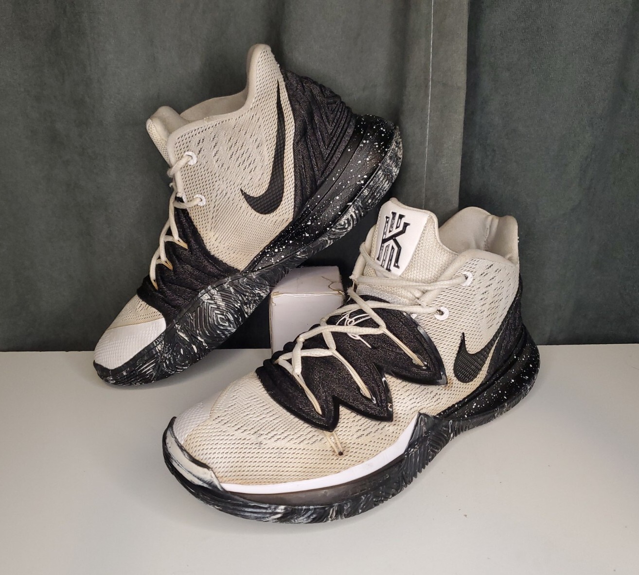 kyrie 5 oreo