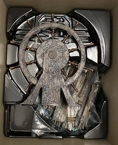 Hot Toys Jack Sparrow 1/6 Action Figure Ship Wheel Base Pirates Caribbe Sideshow - Picture 1 of 1