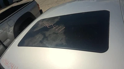 Panel de techo de vidrio usado se adapta a: Mercedes-benz Mercedes clk 209 2004 tipo Cpe grado A Foto 1 de 4