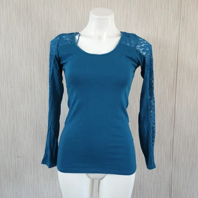 Camisa de manga larga con inserción de encaje turquesa grande semi transparente ajustada de algodón vintage Foto 1 de 4