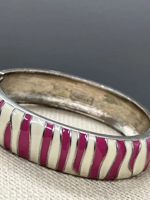 Pulsera Brazalete De Colección ForNash Esmalte Cristal Rosa y Blanco Bisagras 6.5" Foto 1 de 4