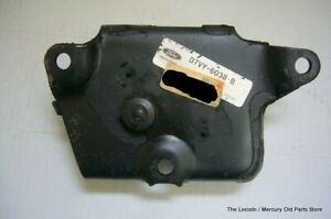 NOS Lincoln Town Car 1977-1978 LH Side 400 CU-In Motor Mount Ford D7VY-6038-B