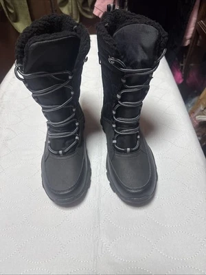 Lands End Boots Woman's 9 B Snow Zip Up BLK Thermo lite Water Repellant - Image 1 of 4