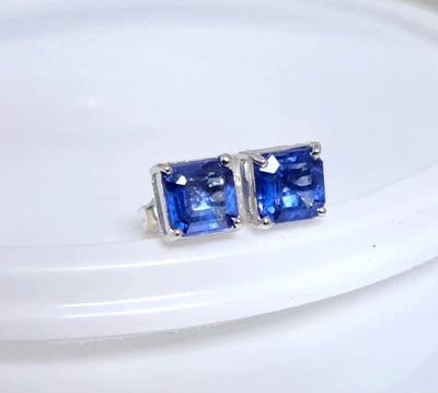925 Sterling Silver Violet Blue Tanzanite Asscher Cut Stud Earrings 2 Carat - Image 1 of 4