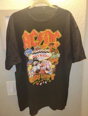 CAMISETA MANGA CORTA AC DC ROCK OR BUST 2016 US TOUR LAS VEGAS MGM GRAND Foto 1 de 4