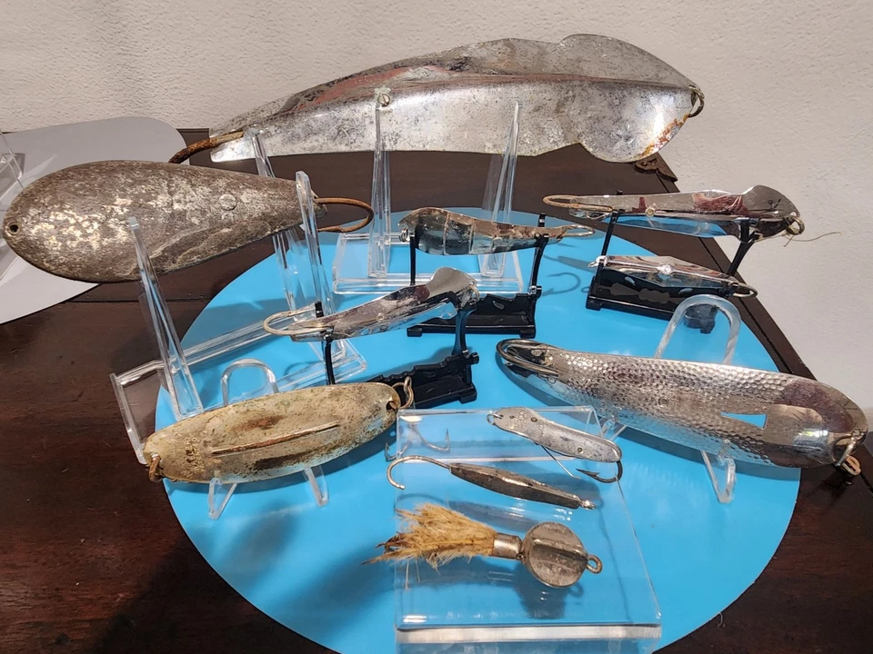 Lote de 11 señuelos de arrastre de placa de plata vintage salmón trucha lucio Williams Sutton Foto 1 de 4