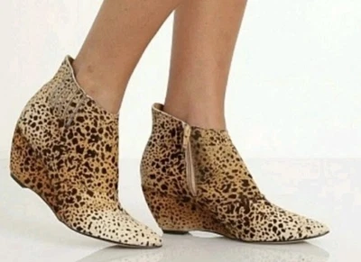 Botín de cuña Matisse Nugent talla 8 pelo de pony de vaca en cuero animal leopardo  Foto 1 de 4