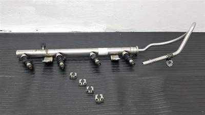 01-03 Chevrolet S10 Pickup 2.2L Fuel Injector & Rail Assembly OEM 17113674 - Изображение 1 из 4