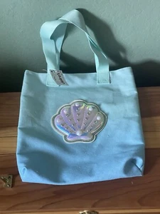 Bolso de Mano Claire’s Sea Shell Azul Cielo Nuevo 12x12” - Imagen 1 de 7