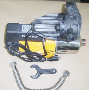 Bomba de refuerzo de presión para el hogar Davey Water Products con Torrium II # BT20-40 - Imagen 1 de 1