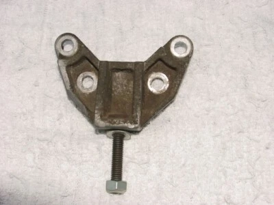 VOLVO 740 940 AW-70/ AW-71/ AW-72  TRANSMISSION MOUNT BRACKET OEM 3507501 USED - Image 1 of 3