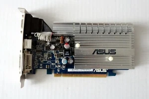 ASUS NVIDIA GeForce EN8400GS SILENT - Picture 1 of 4