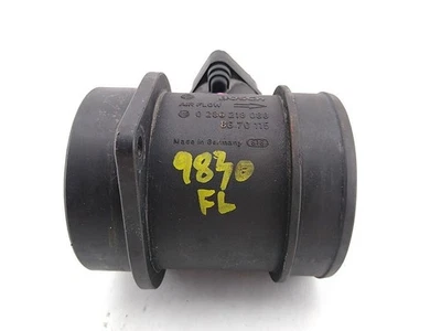 Volvo V70 XC70 Mass Air Flow Meter MAF Sensor 2.4L 5 Cylinder Fits 2001-2007 01 Foto 1 de 4