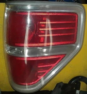 FABRICANTE DE EQUIPOS ORIGINALES Ford F150 2009-11 lámpara, luz trasera derecha AL34-13B504-A - Imagen 1 de 7