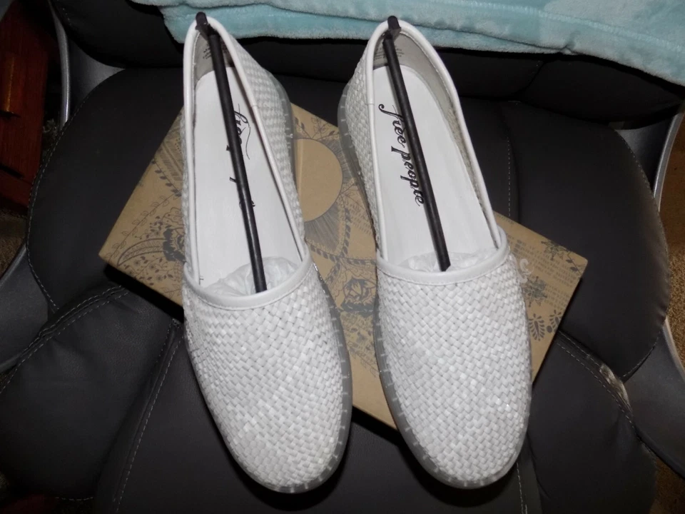 People Womens Santorini Slip-on Sneaker White Combo Shoes Size 10 US 40 EUR