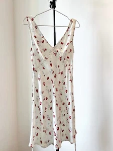 Women 100% Silk Flower Printed Dress V Neck- White-Size S - Picture 1 of 3