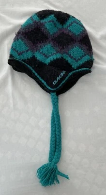 Gorro Dakine McFly Earflap negro púrpura verde azulado borlas trenzadas forrado de vellón Foto 1 de 4