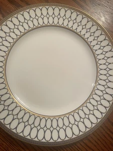 Wedgewood Renaissance Gold 10.5” Dinner Plate England - Picture 1 of 8