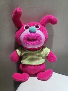 Fisher Price Sing a Ma Jig Muñeco de Peluche Rosa Tisket Tasket Probado Funciona Etiquetas - Imagen 1 de 7
