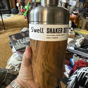 S'Well Stainless Steel Shaker Set with Jigger, 18Oz, Teakwood, Triple Layered Va - Picture 1 of 9