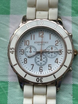 Reloj de cuarzo para mujer Aeropostale tono oro blanco y rosa Foto 1 de 4