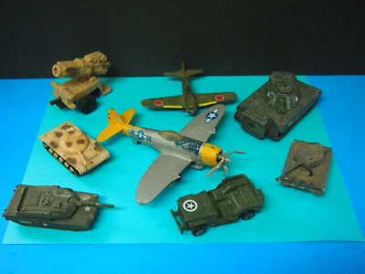 SURTIDO DE TANQUES DE BATALLA Y LLANURAS MILITARES DIECAST VINTAGE   Foto 1 de 4