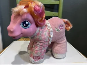 My Little Pony So Soft Pony Pink Rose Blossom 2003 Hasbro Giggles Works - Picture 1 of 11