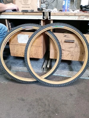 Vintage Panaracer smoke and dart 26x2.10 Reifen Retro 90er SIEHE FOTOS - Bild 1 von 4