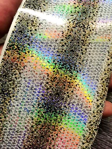 Selbstklebende Köderfolie, transparente Fischschuppen + Punkte 100 cm x 8 cm - Bild 1 von 1