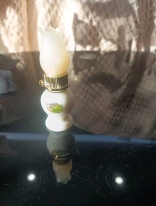VINTAGE AVON Kerosene Lamp Perfume Bottle- Moonwind Perfume Some In Bottle - Picture 1 of 9