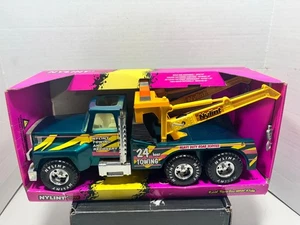 Vintage Nylint Towing & Recovery Tow Truck Wrecker - Metal & Plastic #866 - Picture 1 of 15
