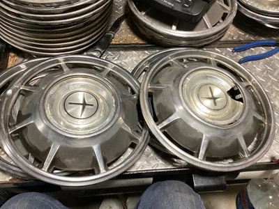 Chevrolet Corvair Monza 1966 1967 1968 1969 tapacubos cubierta de rueda vintage OEM 1 Foto 1 de 4