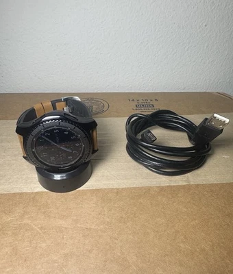 Reloj inteligente Samsung Gear S3 Frontier negro, modelo SM-R760 Foto 1 de 4